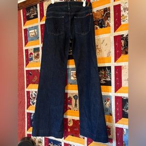 Only worn a hand full of times to short for me. Size: 27 Inseam: 31 inches